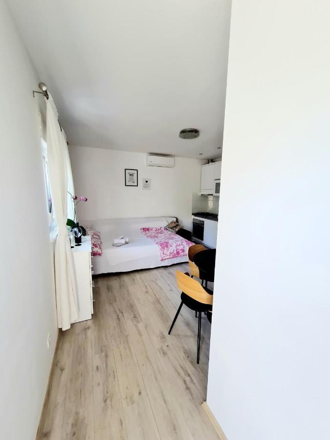 Apartmani Andrea Promajna Buitenkant foto
