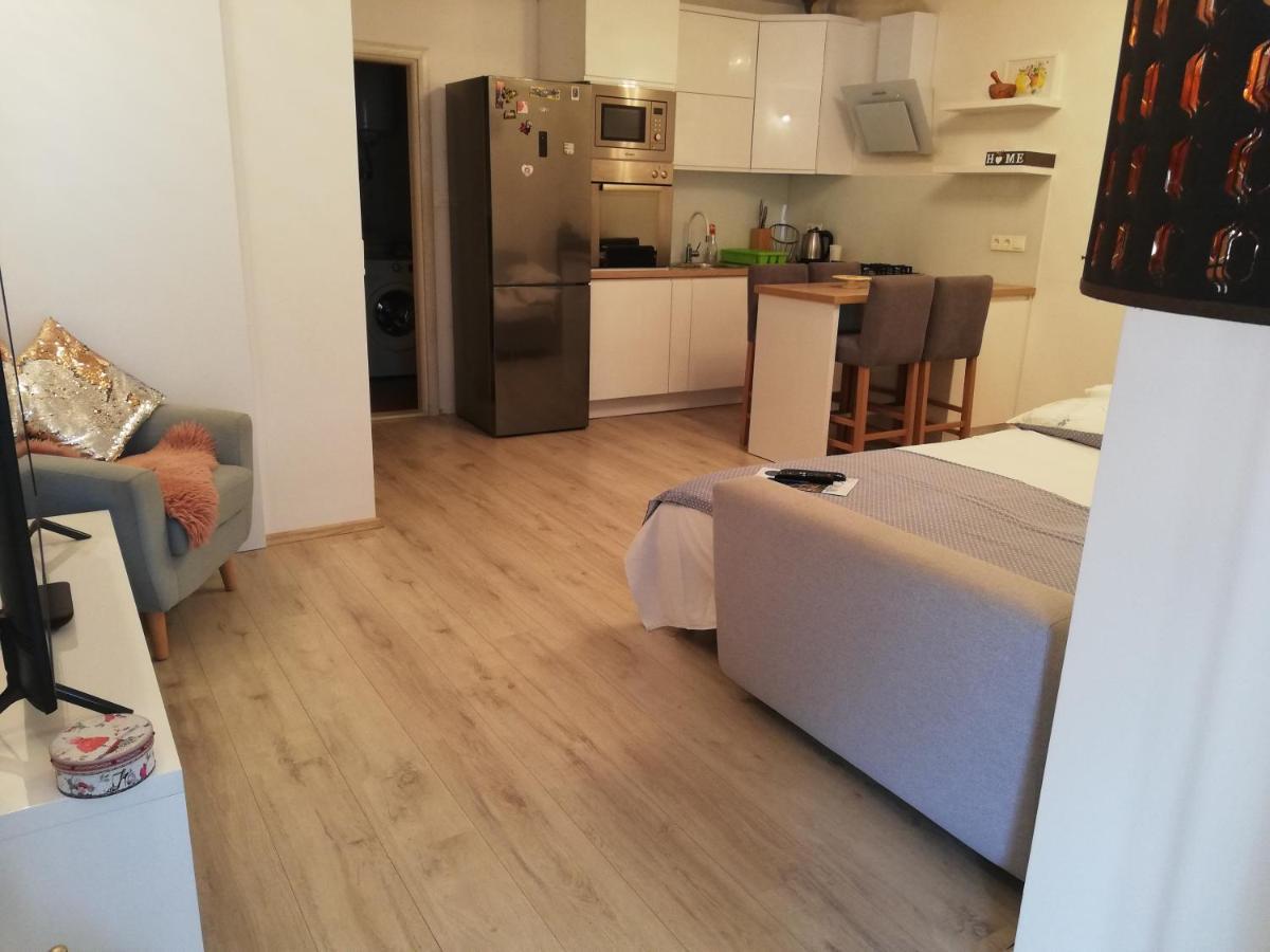 Apartmani Andrea Promajna Buitenkant foto